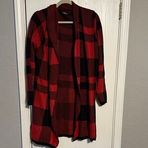 Stylish Red and Black Plaid Cardigan